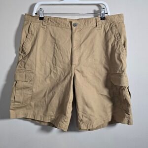Columbia Mens 38 Beige Cargo Shorts Omni Shade‎ Sun Protection Outdoor